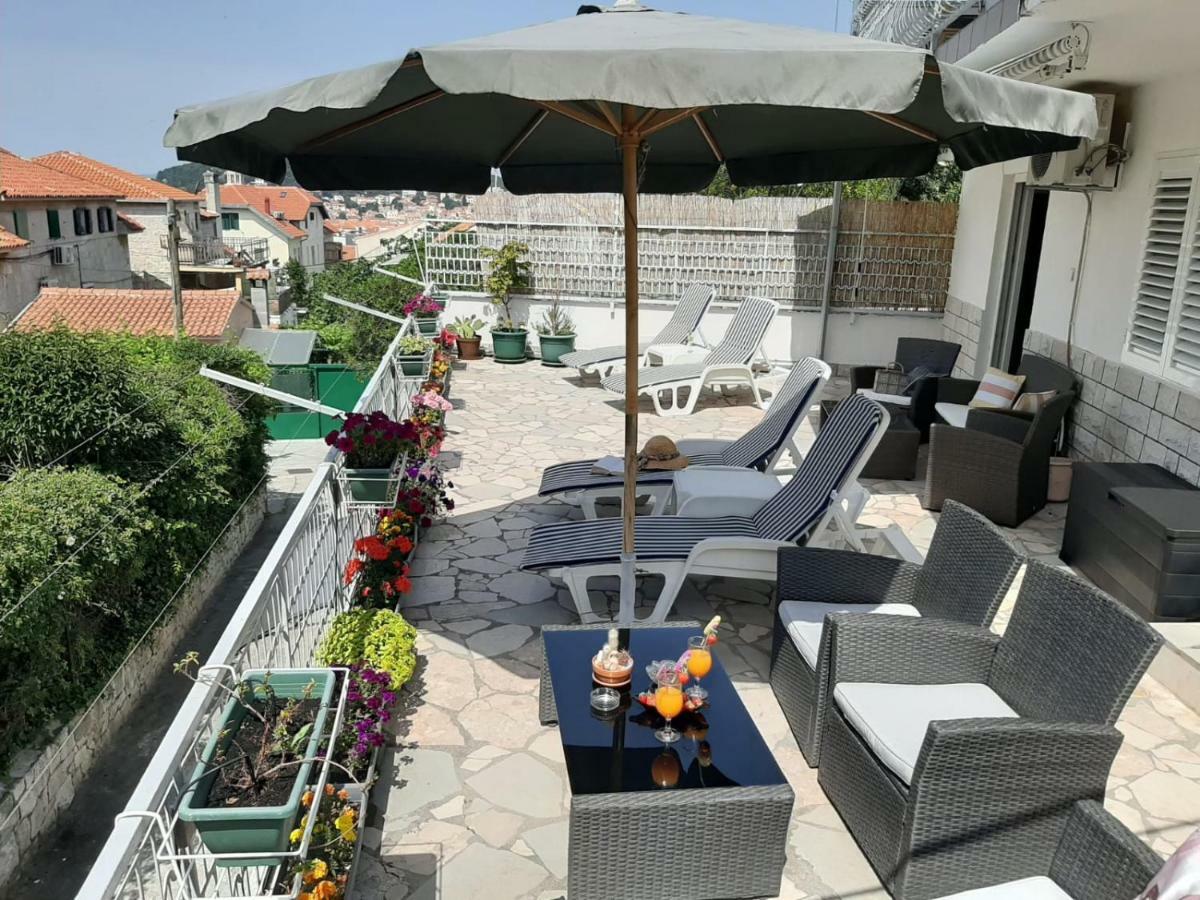 Apartments Bruno Split Eksteriør billede